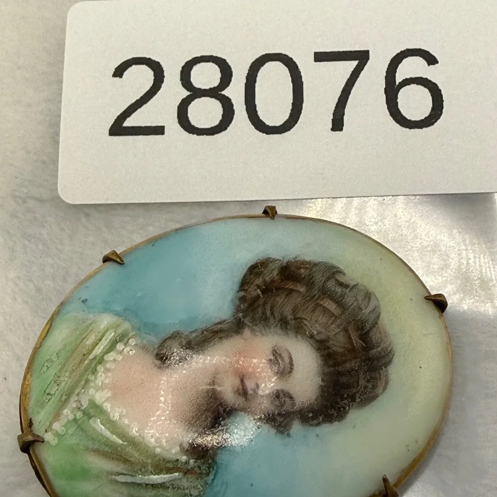 Vintage Victorian Painted Porcelain Brooch Woman